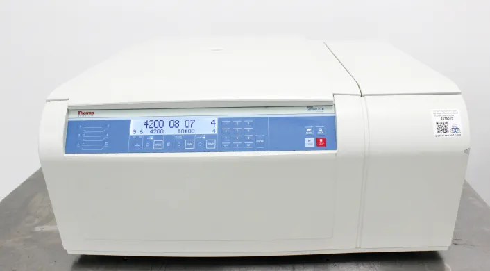 Thermo Sorvall Legend XTR 75004521 Refrigerated Benchtop Centrifuge 4x1000mL 15,200 RPM