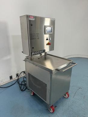 Budzar Packaged Fluid Heat Transfer System for Laboratory Thermal Management-cover