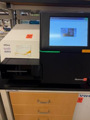 Illumina MiSeq Benchtop Next-Generation Gene Sequencing System-cover