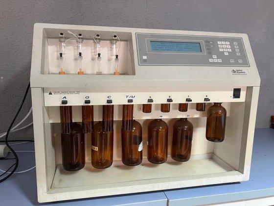 ABI 394 Automated DNA/RNA Synthesizer with 5 or 8 Amidite Positions and 2 or 4 Column Capacity