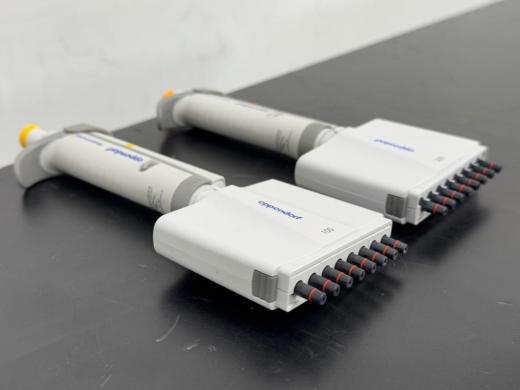 Eppendorf Research Plus Multichannel Adjustable Volume Pipettes – Set of 2-cover