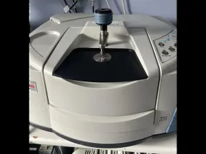 Thermo Nicolet IS10 Mid-Infrared FTIR Spectrometer with DTGS Detector, 5 of 19
