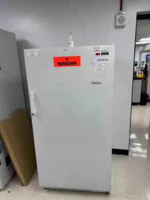 Amana ESUF20HW Upright Laboratory Freezer for Sample Storage below -10°C-cover