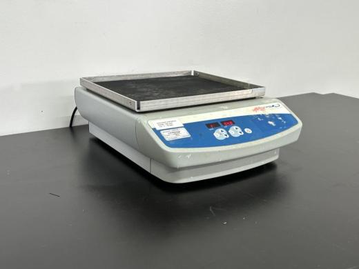 VWR Advanced Digital Shaker-cover