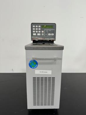 Polyscience Circulating Waterbath for Precision Laboratory Temperature Control-cover