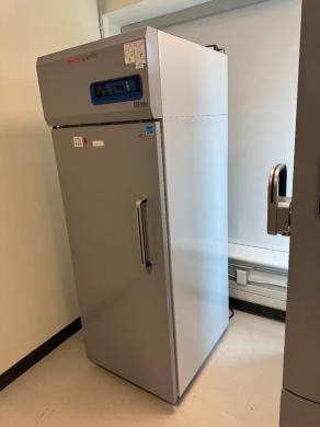 Thermo Scientific TSX2305SA Lab Refrigerator for Controlled Temperature Storage-cover