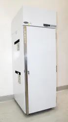 Norlake NSLF241WMW/0M 24 cu ft Manual Defrost Laboratory Freezer 115V, 6 of 11