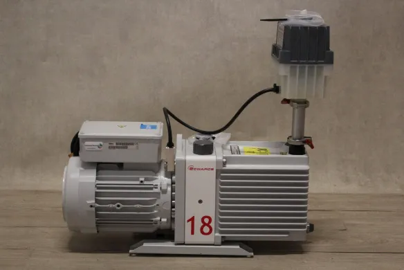 Edwards E2M18 Vacuum Pump
