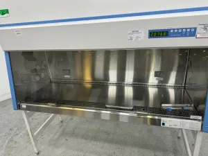 Thermo 1300 Series A2 6' Class II Biosafety Cabinet for Sterile Cell Culture, 3 of 4