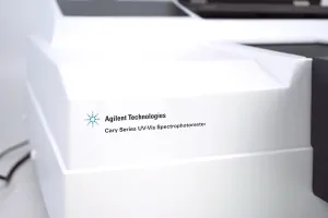 Agilent Cary 300 UV-Vis Research Spectrophotometer 6x6 Cell Peltier Holder, 5 of 8