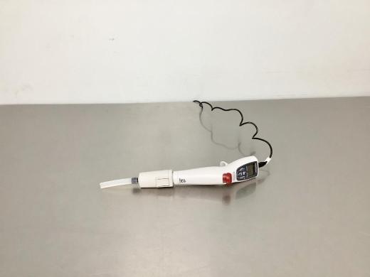 BrandTech Transferpette DE-M21 Electronic Pipette 250-5000 µl for Precise Liquid Handling-cover