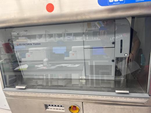 BD FACSAria Fusion High-Performance Cell Sorter-cover