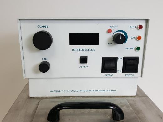 Neslab RTE-101 Refrigerated Water Bath Circulator  Lab-cover