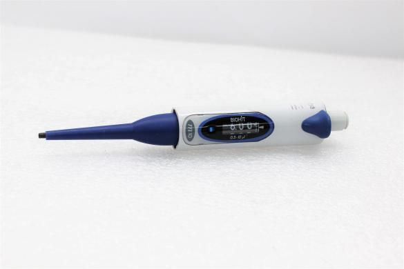 Biohit mLine M10 Single-Channel Micropipette 0.5–10 µL, Ergonomic and Autoclavable-cover