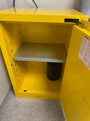 ULINE H-2218S-Y 12 Gallon Flammable Liquid Storage Cabinet with Spill Containment-cover
