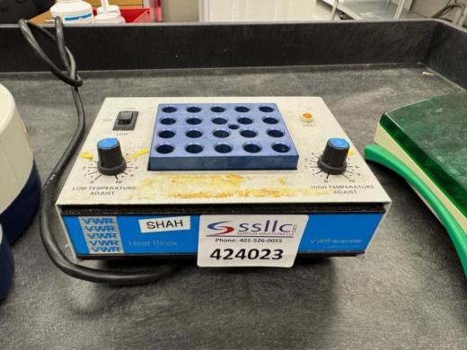 VWR Model 13259-005 Laboratory Heat Block with 24-Well Sample Block-cover