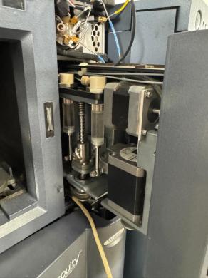 Waters Acquity LC/MS System with Micromass TQ Triple Quadrupole Detector-cover