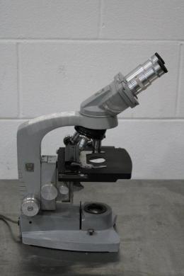 American Optical Spencer 650 Binocular Compound Microscope with 40x-1000x Magnification-cover
