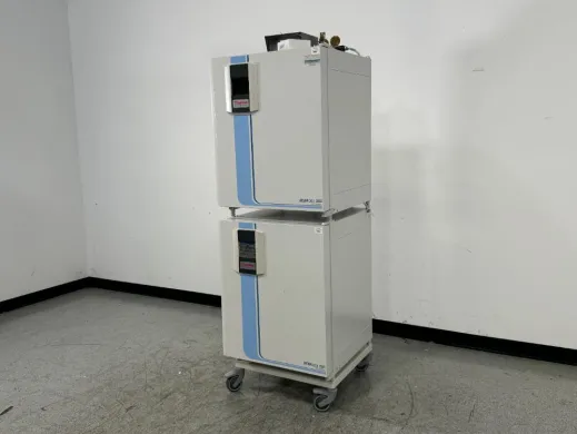 Thermo Scientific HERACell 150i Doublestack CO2 Incubator for cell culture applications