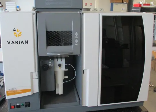 Varian 240FS Atomic Absorption Spectrometer, Pharmaceutical QC