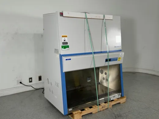 Thermo Scientific 1300 Series A2 4' Class II Biosafety Cabinet