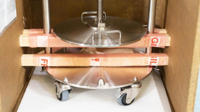 Pall STAX Lab Scale Chassis with 1 1/2" Depth Filter Capsules for Bioprocessing-cover