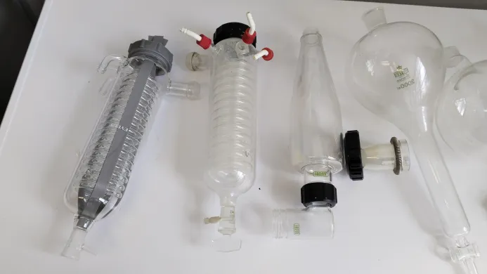 Glassware, various pieces