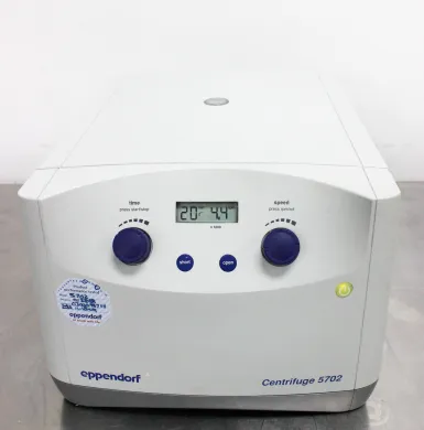 Eppendorf Centrifuge 5702 Benchtop Low-Speed Centrifuge 4,400 RPM with A-4-38 Rotor