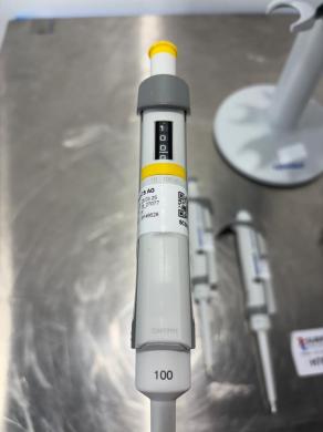 Eppendorf Research Plus Set of Six Single-Channel Manual Micropipettes with Pipette Stand-cover