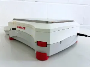 Ohaus Explorer EX10202 Precision Balance, 4 of 5