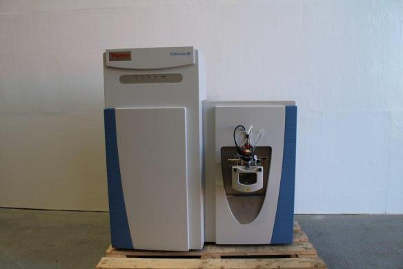 Thermo Q Exactive HF Mass Spectrometer Ultra-High-Field Orbitrap Analyzer-cover