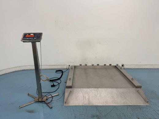 Sartorius IFS4 Heavy-Duty Industrial Floor Scale with Digital Indicator and Integrated Label Printer-cover