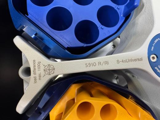 Eppendorf 5910Ri Refrigerated Benchtop Centrifuge for Temperature-Controlled Sample Processing-cover