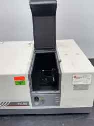 Beckman Coulter DU 800 Series PC-Controlled UV-Visible Spectrophotometer, 3 of 4