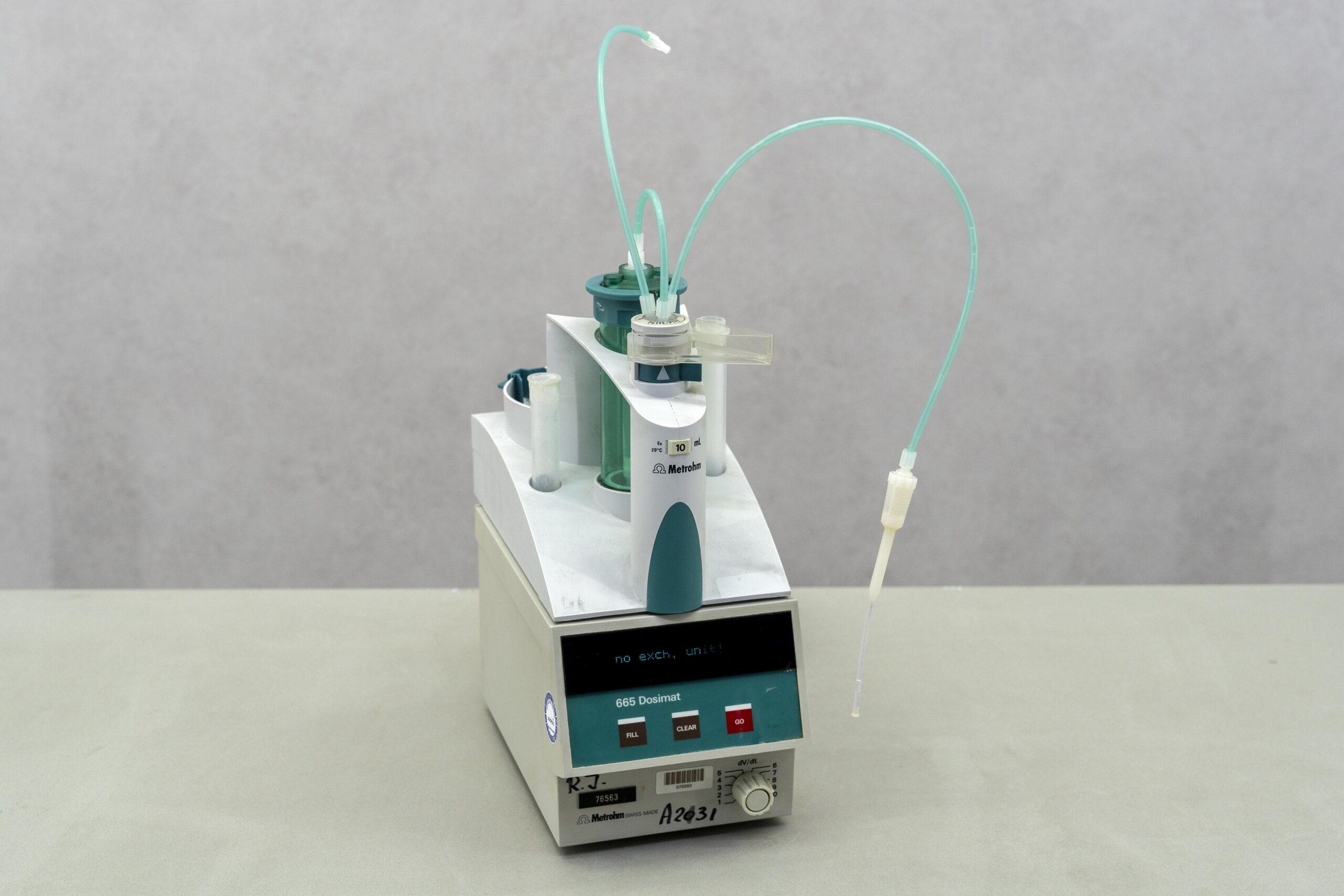 Metrohm 665 Dosimat Precise Dosing and Titration Unit