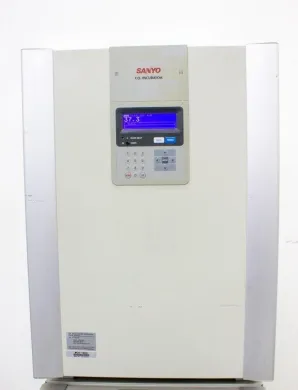 Sanyo MCO-19AIC 170L Air-Jacketed CO2 Incubator with Antibacterial Interior