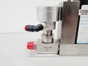 Unit Instruments UFC-1100A Mass Flow Controller for Precise Gas Flow Regulation, 11 of 11
