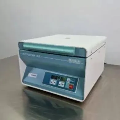 Hettich Rotofix 32 Centrifuge