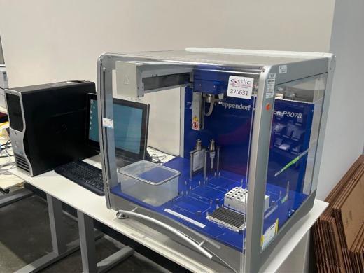 Eppendorf Motion 5073 Automated Liquid Handler for Precise Bioprocessing Applications-cover