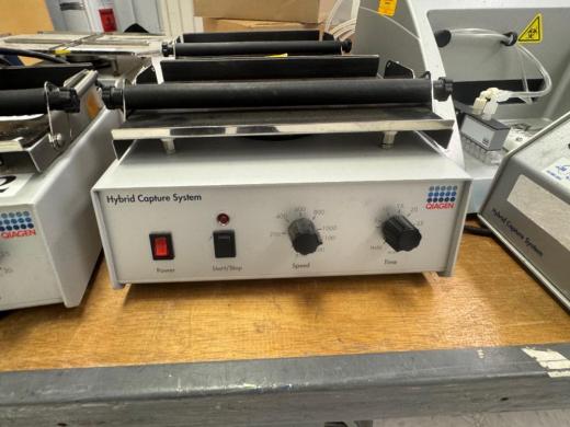 Labnet International 6000-2110ES Rotary Shaker for Hybrid Capture Systems-cover