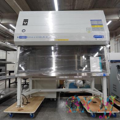 Baker SG604-J SterilGARD Class II Biosafety Cabinet 198cm Width, Unused-cover