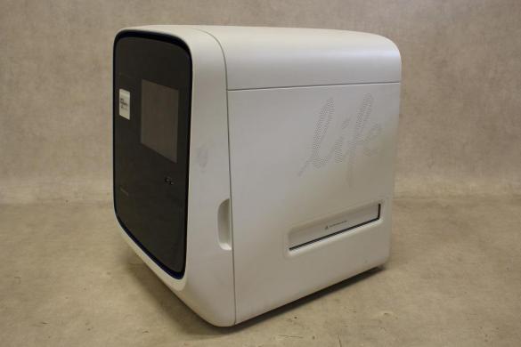 Applied Biosystems QuantStudio 7 Flex Real-Time PCR System-cover