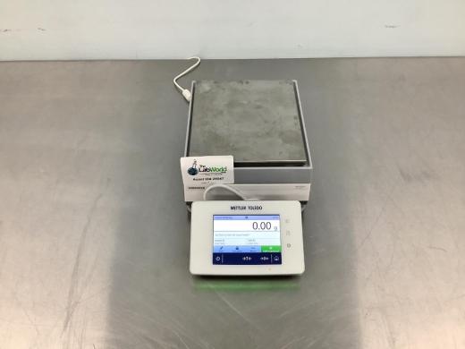 Mettler Toledo XSR Series Precision Balances for High-Capacity and High-Resolution Weighing-cover