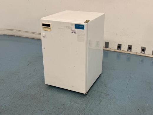 VWR Laboratory Undercounter Refrigerator for Sample and Reagent Storage-cover