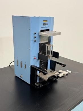 Robbins Scientific Hydra 96 Automated 96-Channel Microplate Reagent Dispenser with 1 mL Syringe-cover