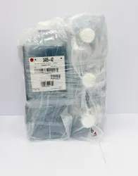 Thermo Scientific Nalgene 5L Biotainer Polycarbonate Carboy Set with Silicone-Lined Closure, 2 of 7