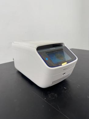 Applied Biosystems MiniAmp Thermal Cycler for Rapid DNA Amplification-cover