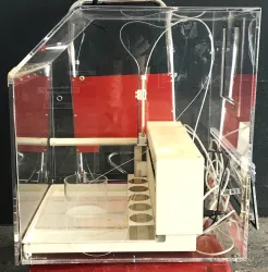 CETAC ASX-520 Random Access Autosampler with ENC-500 Anti-Contamination Enclosure, 6 of 14