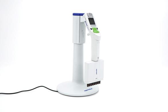 Eppendorf Xplorer Electronic 8-Channel Pipette, 50–1200 µL, with Charger and Charging Stand