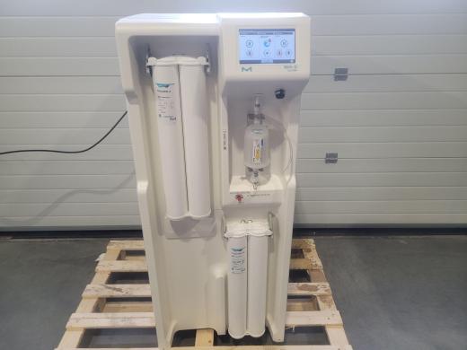 Millipore Milli-Q CLX 7040 Water Purification System-cover
